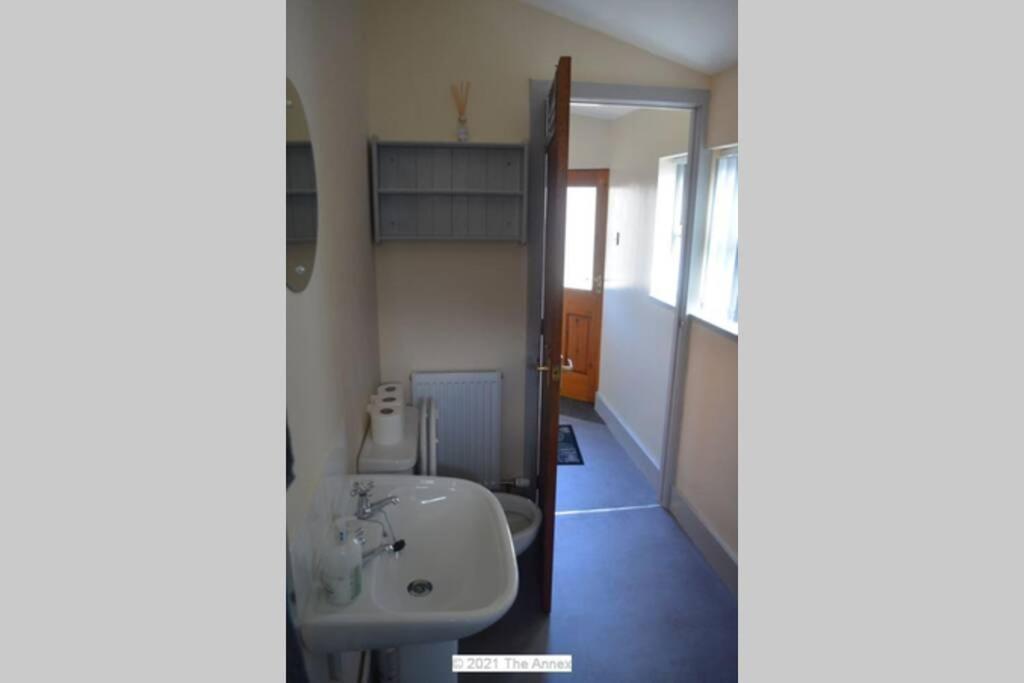 Apartament The Annex Keith Self Catering Wifi Private Parking Bkng Zewnętrze zdjęcie